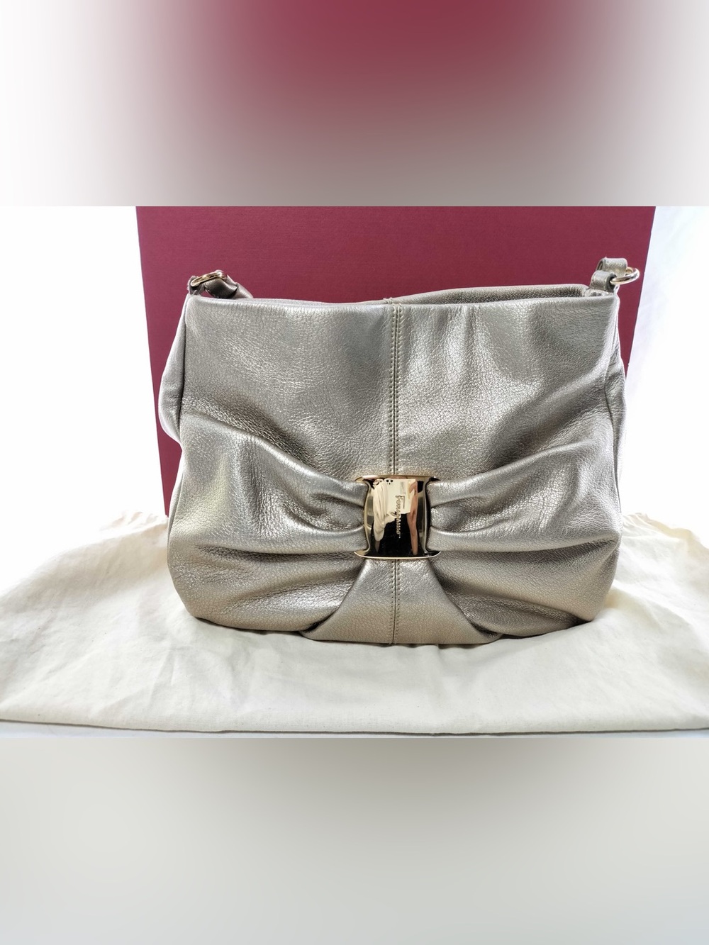 Salvatore Ferragamo Vala Leather Hand One Shoulder Shoulder Bag